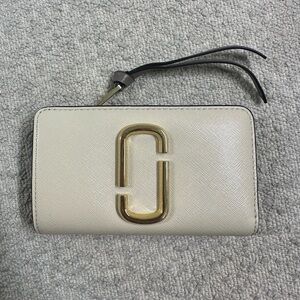 Marc Jacobs Cream Snapshot Bifold Wallet